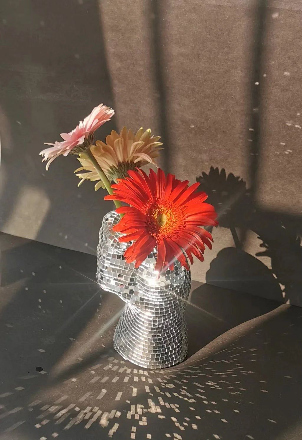 Creative Disco Ball Vase Body Shaped Flower Planter Pot Tabletop Sculpture Table Centerpiece Home Decor Unique Housewarming Gift